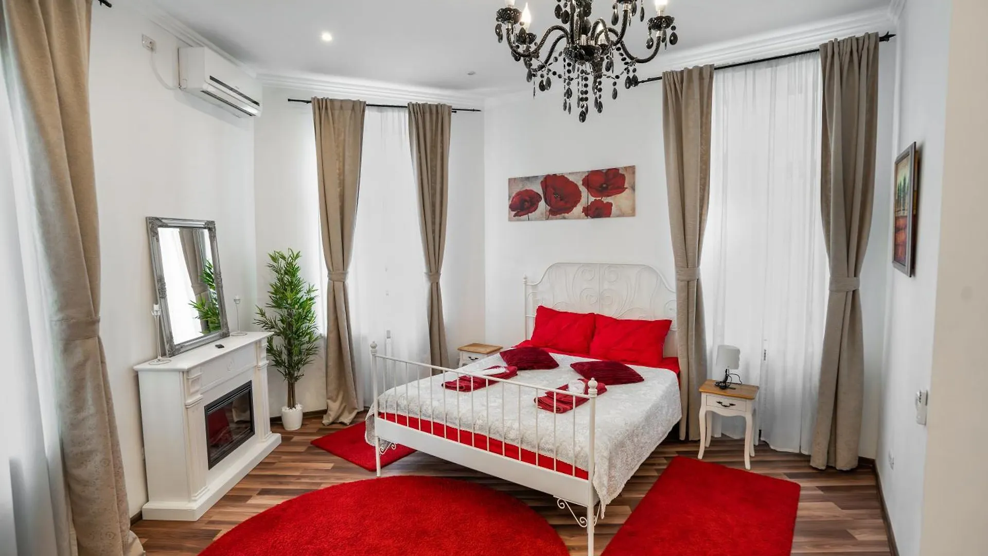 Downtown Central University Apartament - Cal1 Bucharest